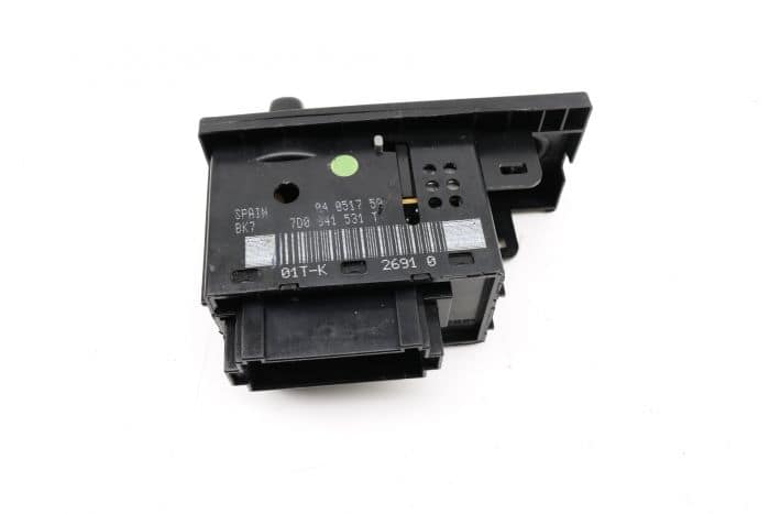 Headlight Switch for 99-2003 Eurovan (USED)